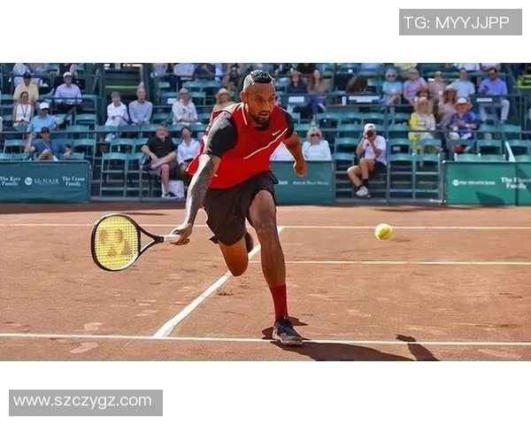 坏小子足球巨星赛场叱咤风云私生活依旧话题不断